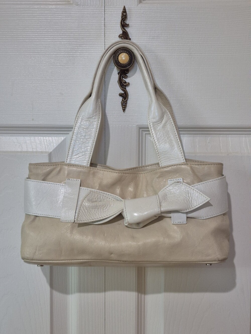 Roberta Gandolfi Cream Italian Leather Tote Handbag With White Bow